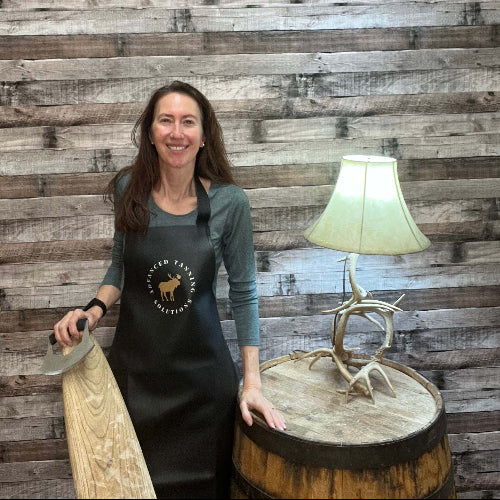 hide tanning apron, fur tanning apron, leather tanning work apron, protective apron for tanning and fur dressing